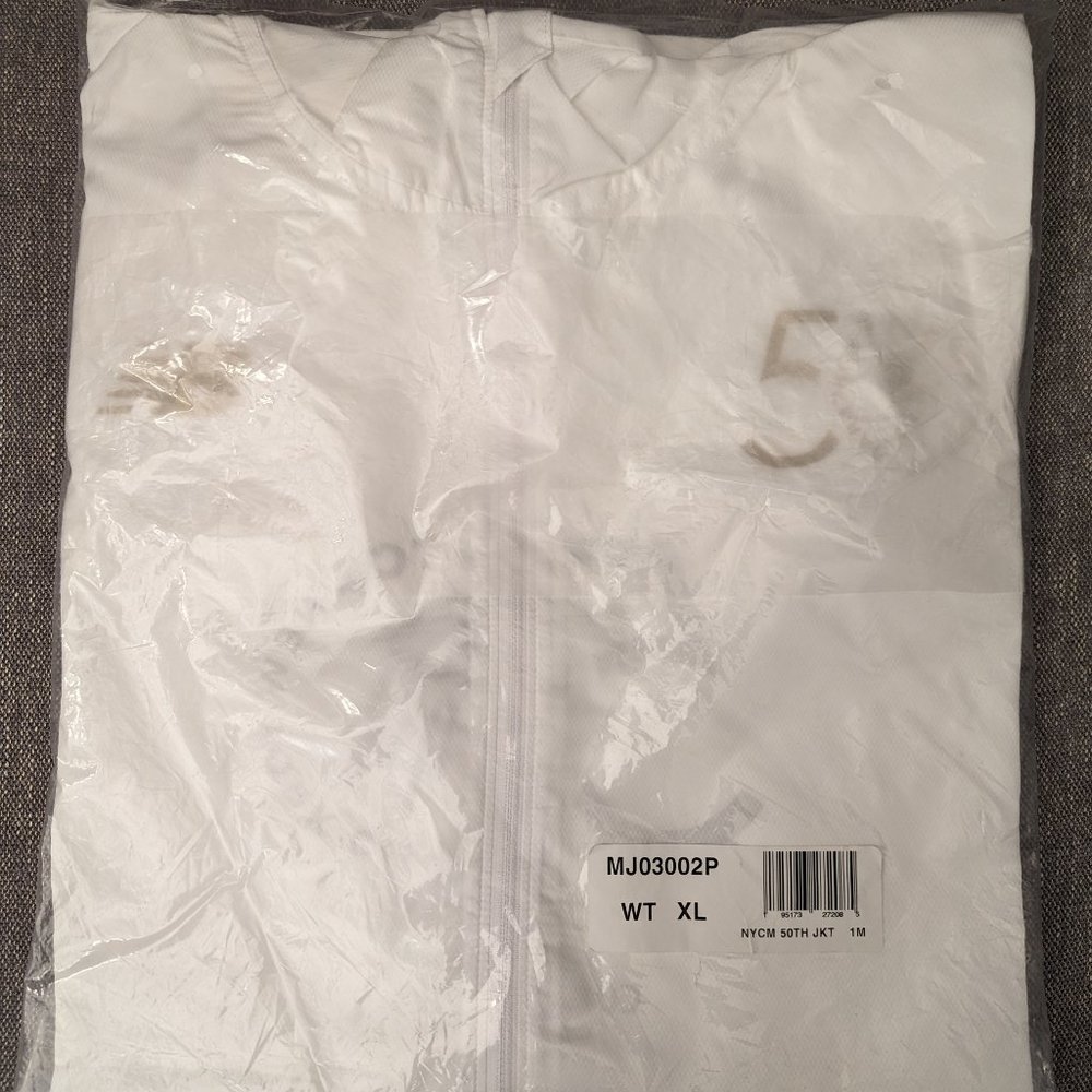 New Balance TCS NY Marathon white windbreaker 50th Anniversary